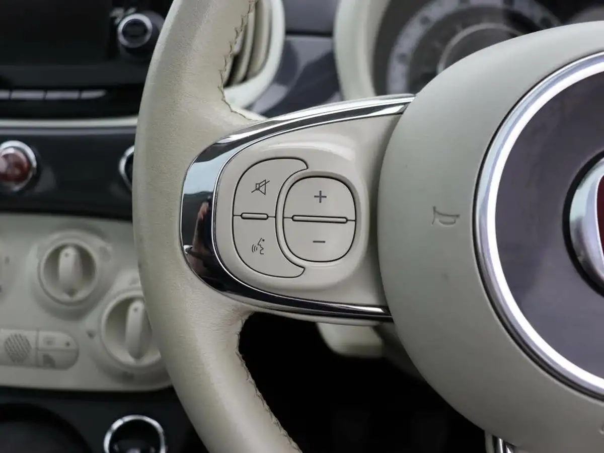 2018-fiat-500-12-lounge-big-32