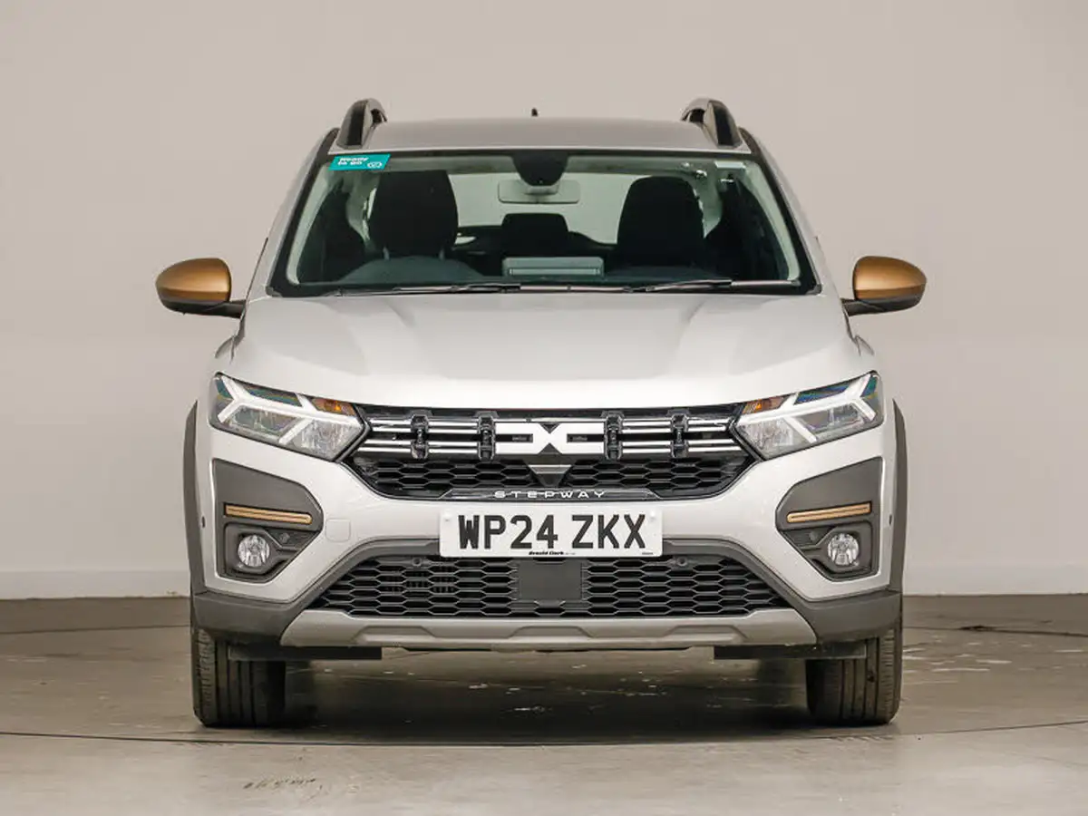 2024-dacia-sandero-stepway-10-tce-extreme-90bhp-big-19