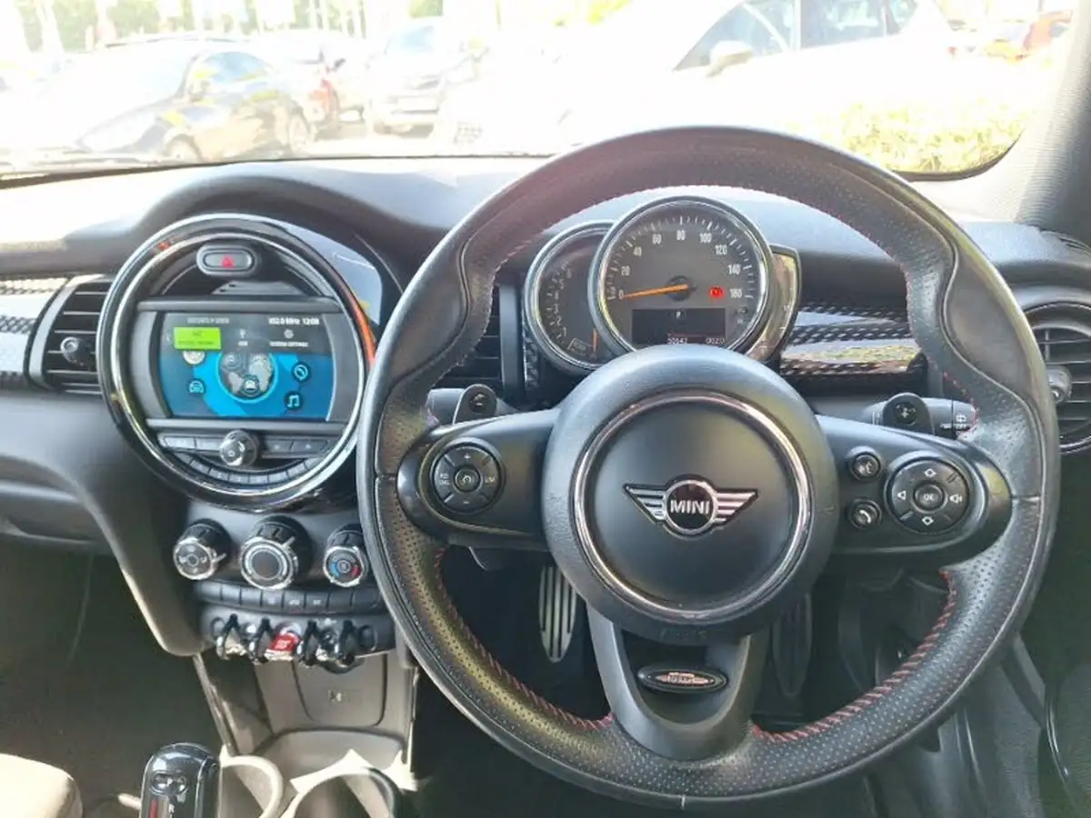 2019-mini-cooper-20-cooper-s-sport-189bhp-hatchback-3d-auto-big-6