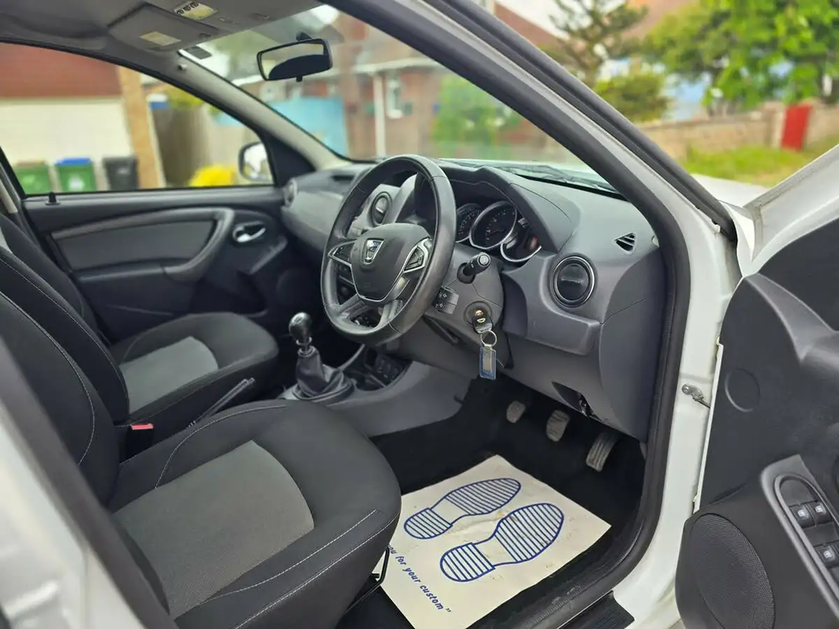 2018-dacia-duster-12-tce-laureate-big-8