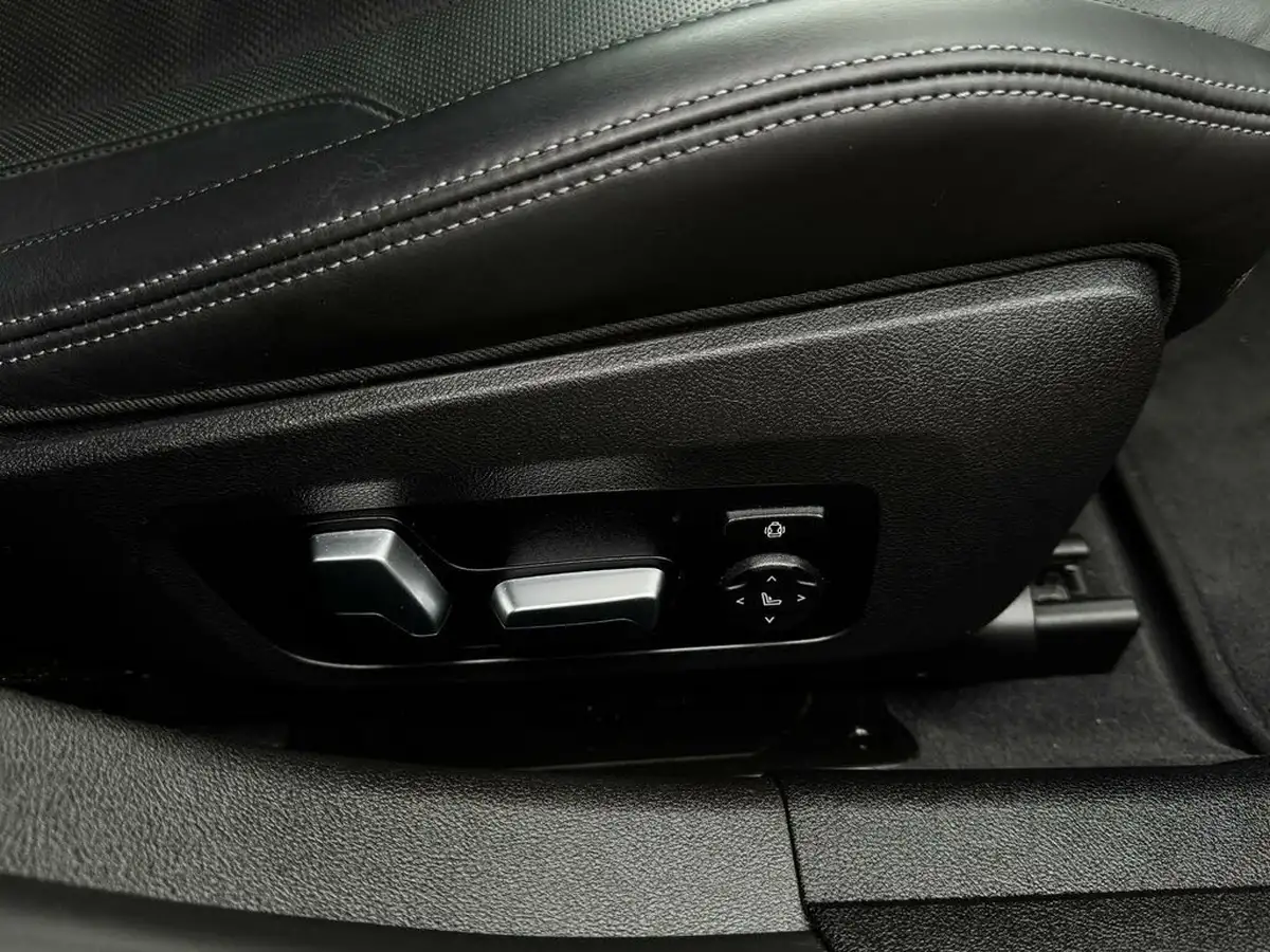 2023-bmw-3-series-30-m3-competition-xdrive-touring-5d-big-60