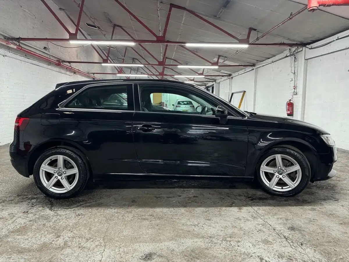 2016-audi-a3-10-tfsi-se-hatchback-3d-big-53