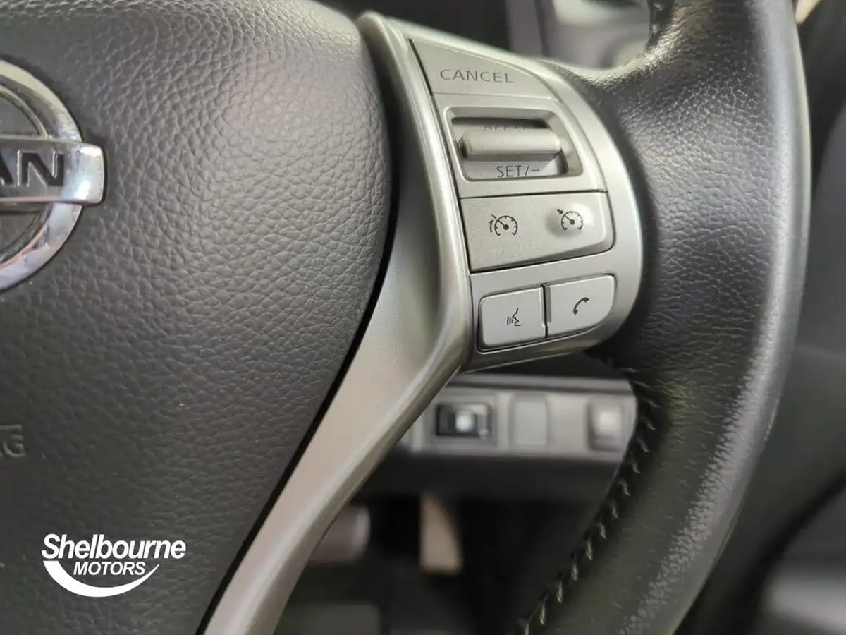 2020-nissan-navara-23dci-tt-tekna-8-navileather-auto-big-29
