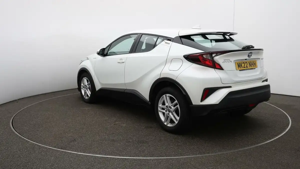 2022-toyota-c-hr-18-vvt-i-icon-big-63
