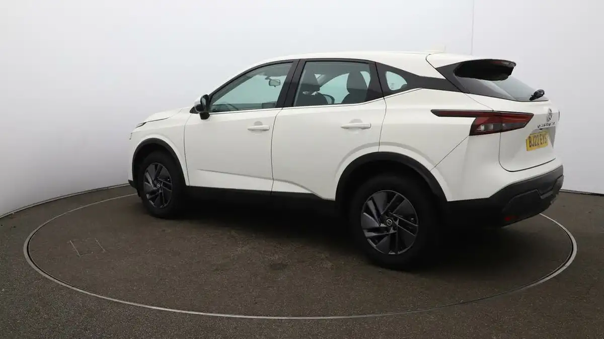 2022-nissan-qashqai-13-dig-t-acenta-premium-140ps-big-32