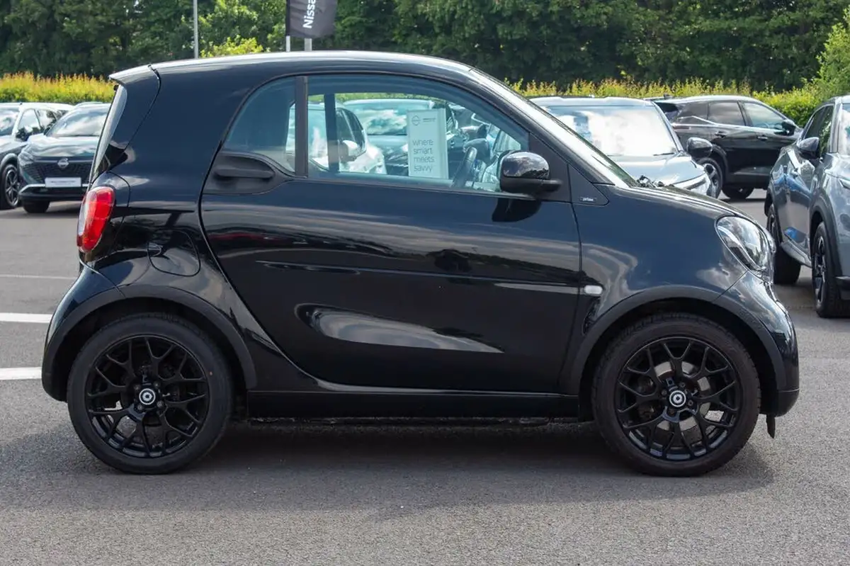 2017-smart-fortwo-10-prime-sport-71bhp-ss-coupe-twinamic-big-8