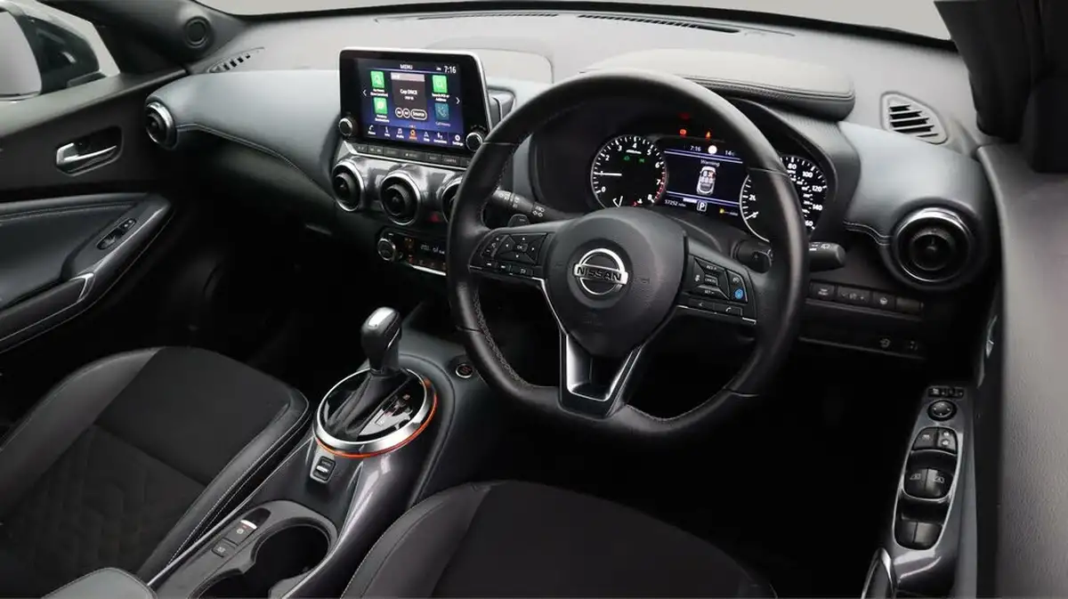 2021-nissan-juke-10-dig-t-tekna-117ps-dct-big-9