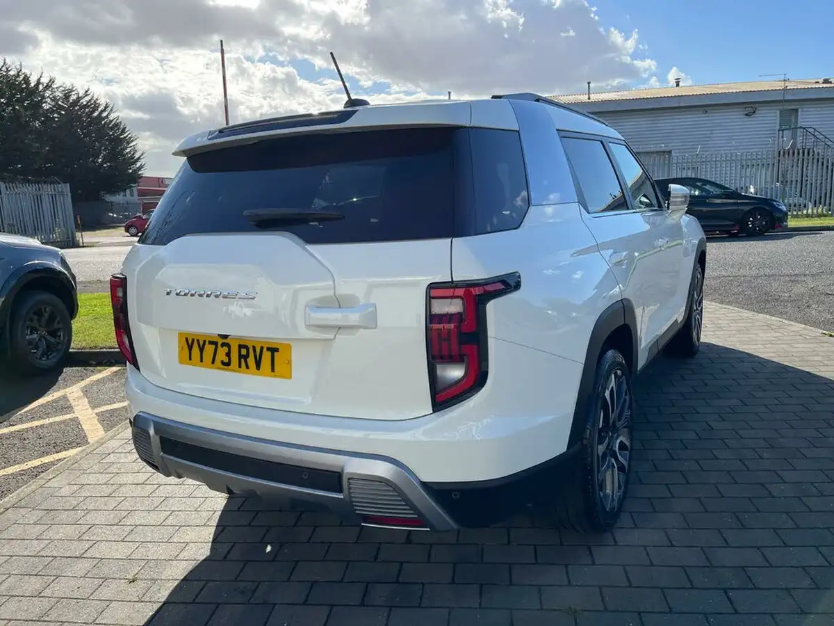 2024-kgm-ssangyong-torres-15-k40-big-6