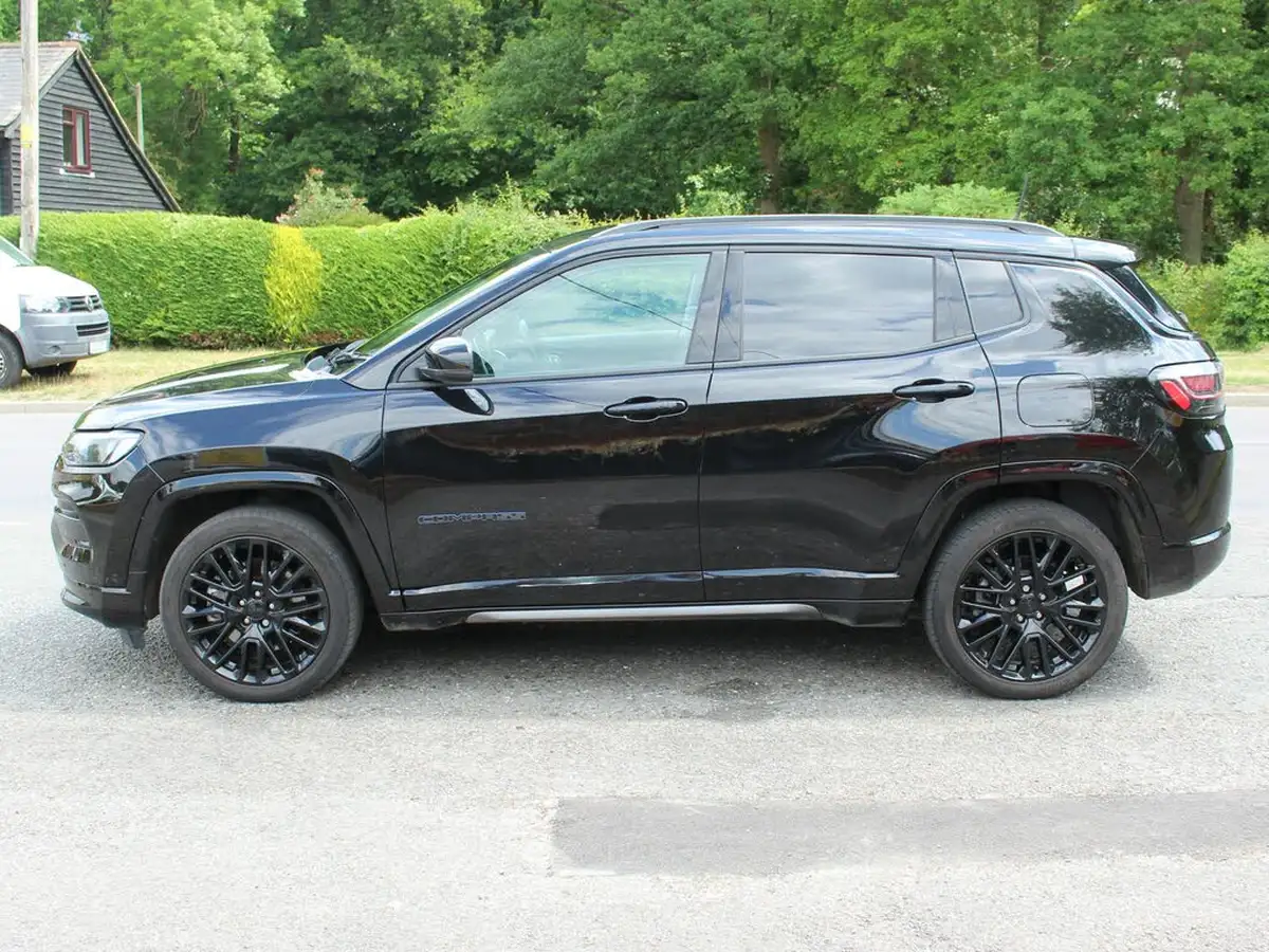 2022-jeep-compass-13-gse-s-big-2