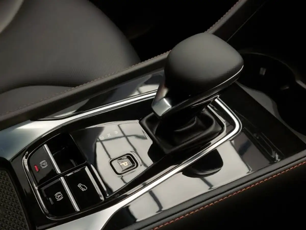 2024-mg-hs-15t-gdi-trophy-273ps-plug-in-hybrid-1496cc-auto-big-16