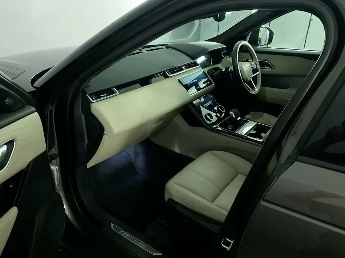 2023-land-rover-range-rover-velar-30-p400-hst-big-16