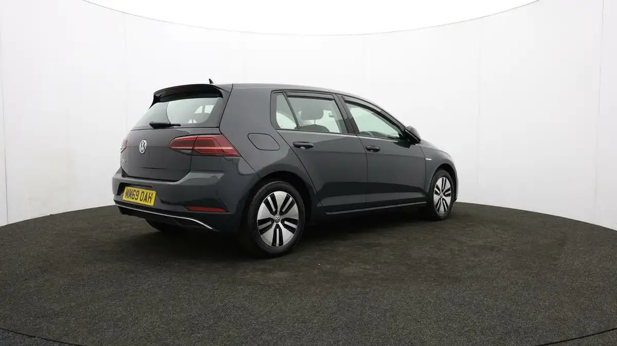 2020-volkswagen-golf-e-e-golf-big-33