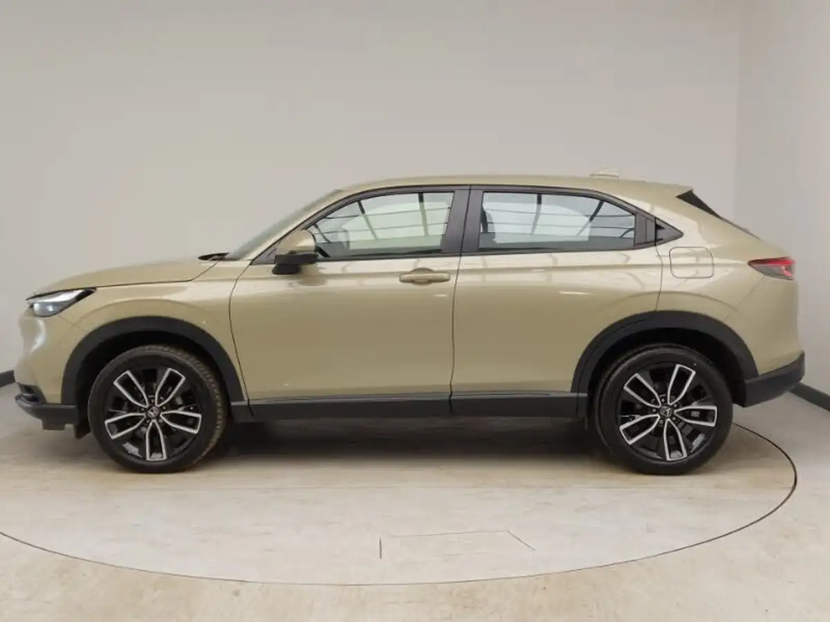 2022-honda-hr-v-15-i-mmd-elegance-big-3