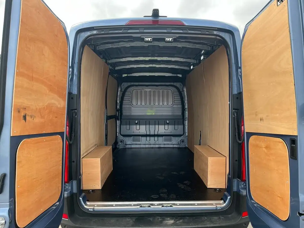 2024-maxus-deliver-9-20tdi-l3h2-lh-lux-big-11