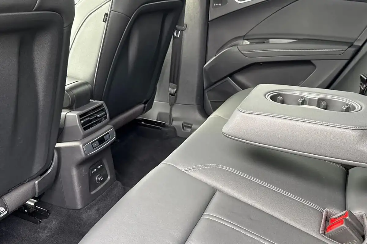 2023-audi-q4-e-tron-50e-black-edition-station-wagon-big-59