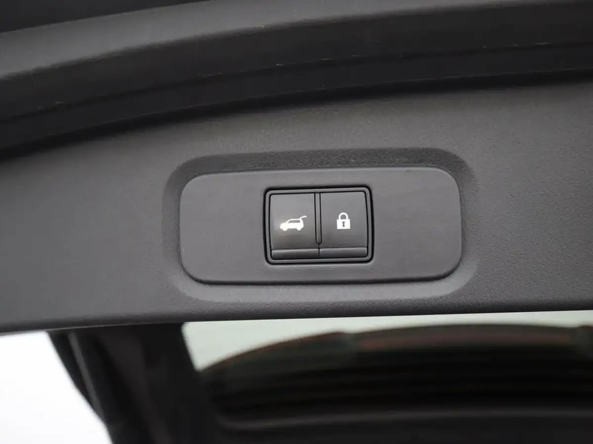 2022-nissan-qashqai-13-dig-t-tekna-140ps-mild-hybrid-big-10