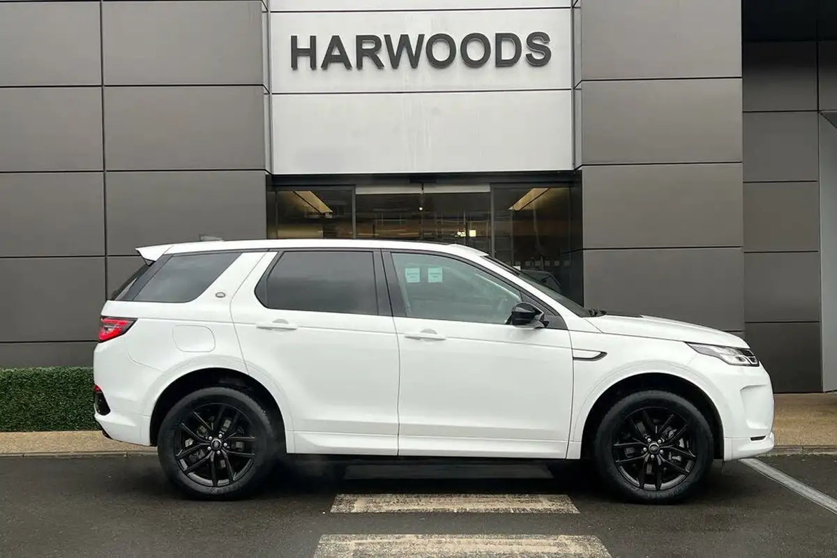 2024-land-rover-discovery-sport-15-p300e-s-big-1