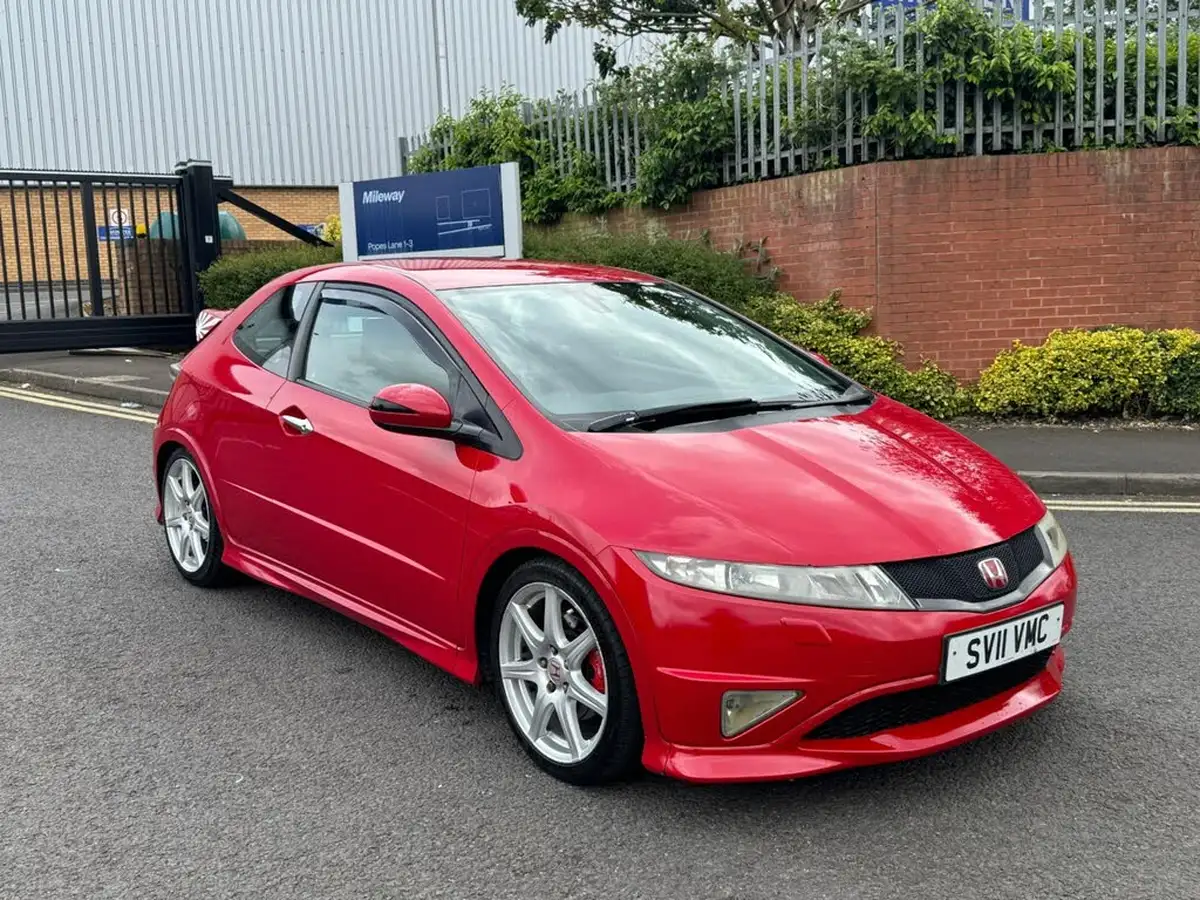 2011-honda-civic-20-type-r-gt-i-vtec-big-0