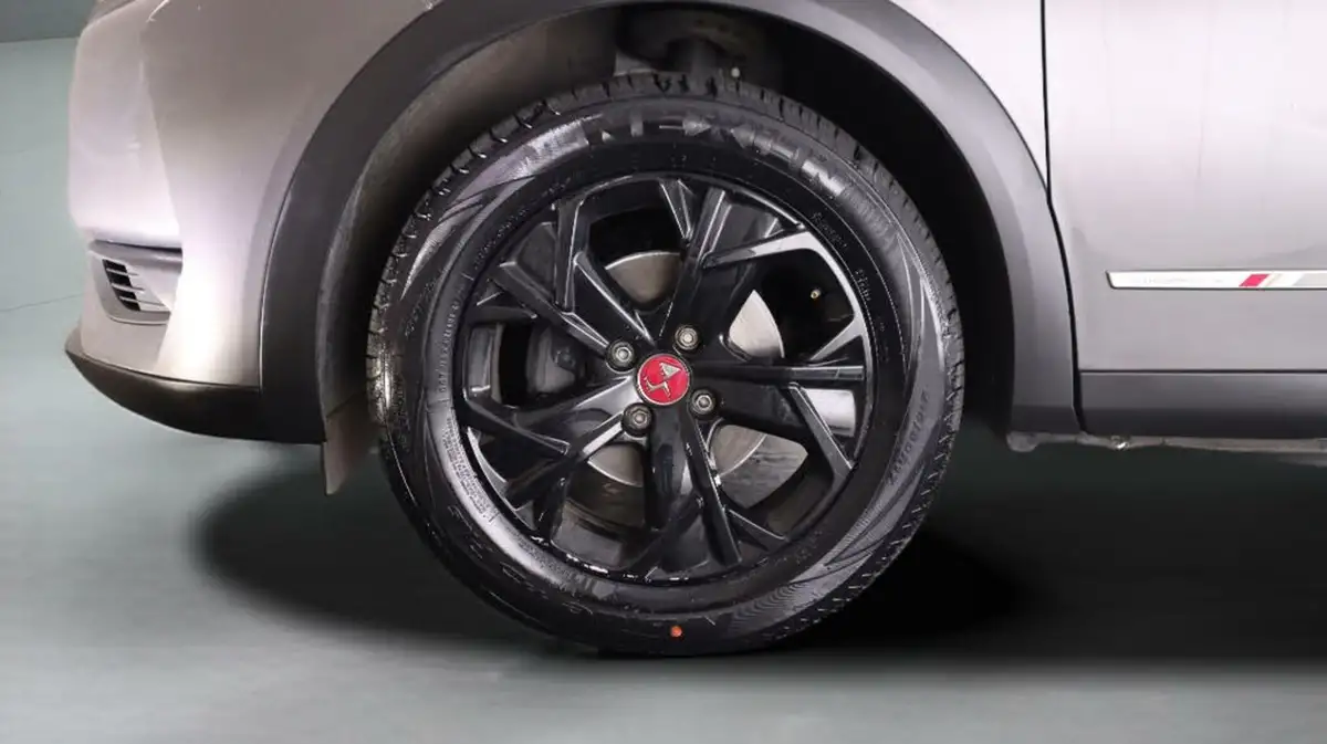 2021-ds-ds-3-crossback-12-puretech-performance-line-130ps-eat8-big-16