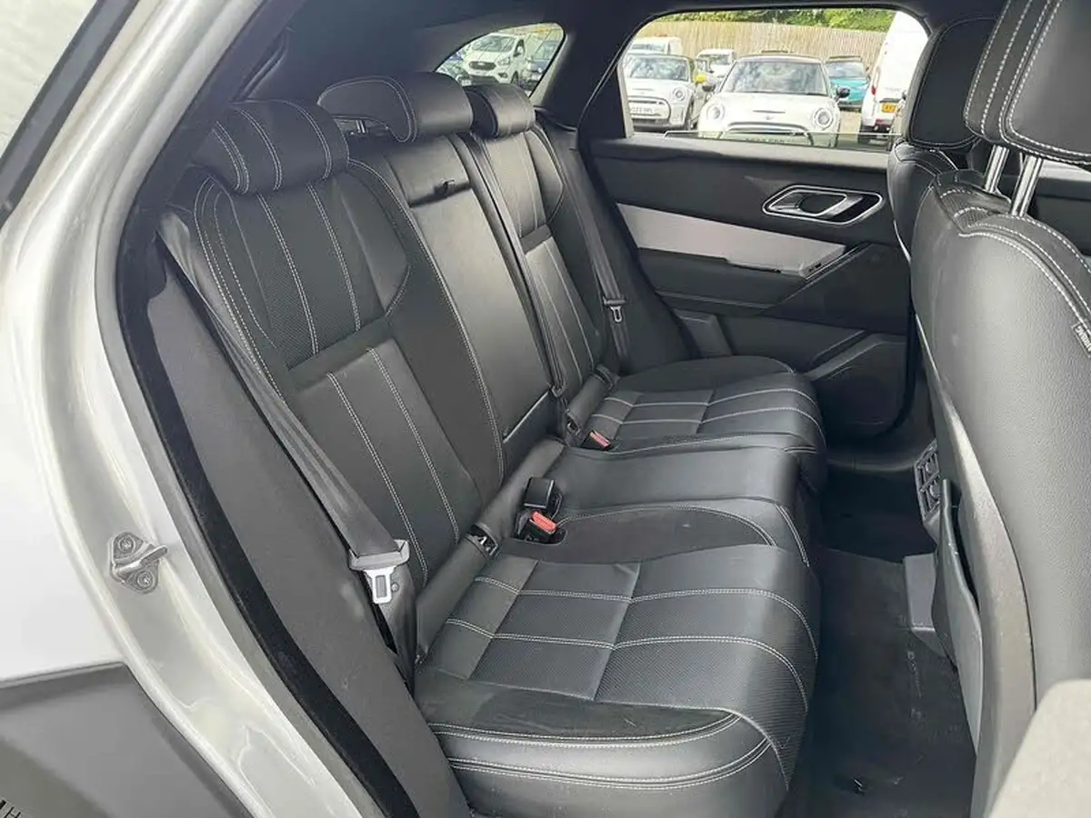 2022-land-rover-range-rover-velar-20-d200-r-dynamic-se-big-25