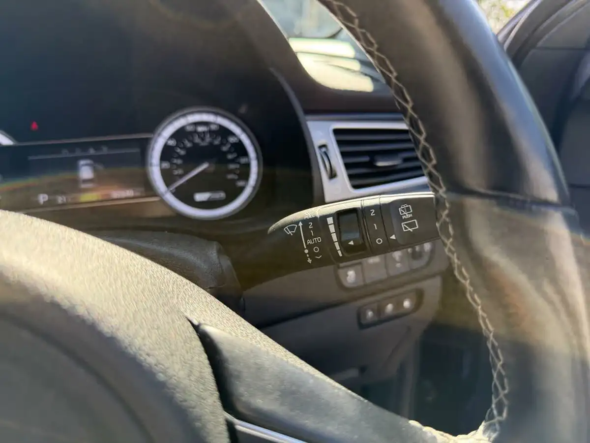 2018-kia-niro-16-gdi-3-156-kwh-16in-alloy-big-52
