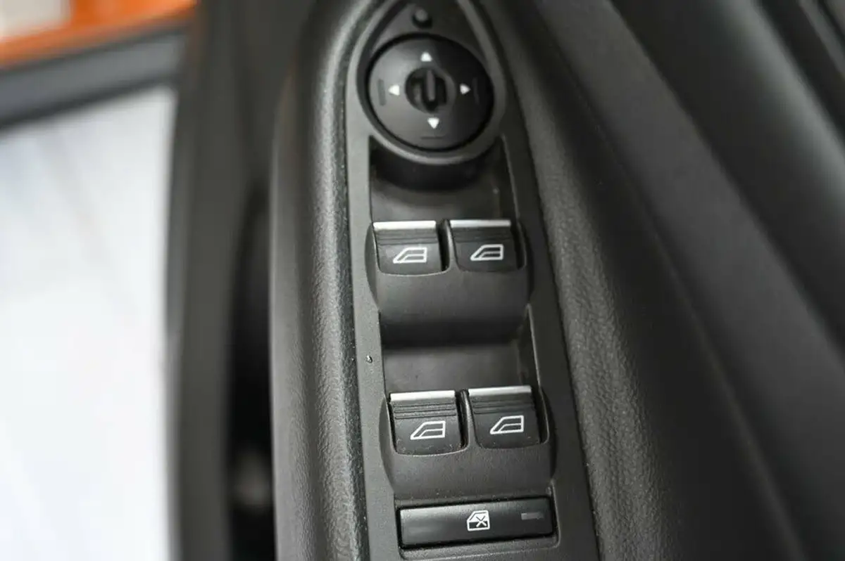 2016-ford-kuga-20tdci-titanium-x-180ps-awd-powershift-big-34