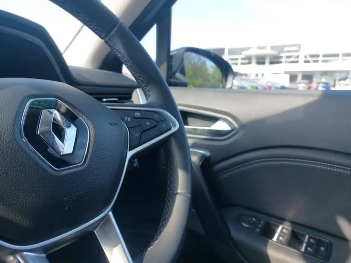 2024-renault-captur-10-tce-techno-big-18