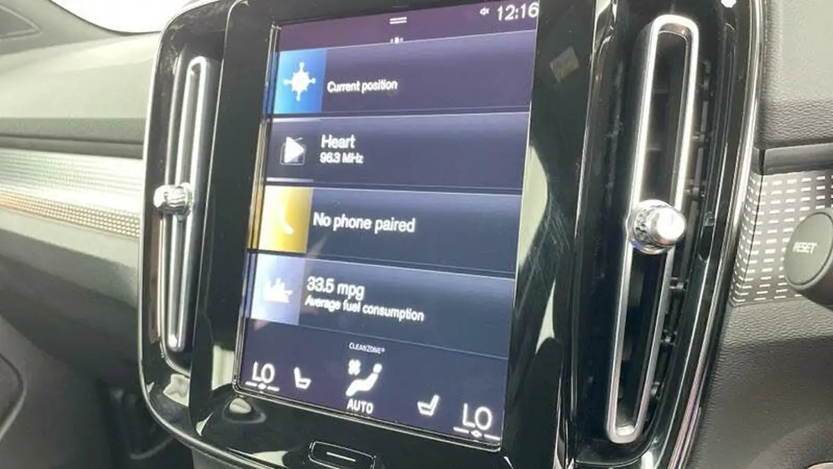 2021-volvo-xc40-20-b4-r-design-pro-194bhp-awd-auto-big-17