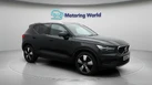 2019-volvo-xc40-20td-d3-momentum-small-1