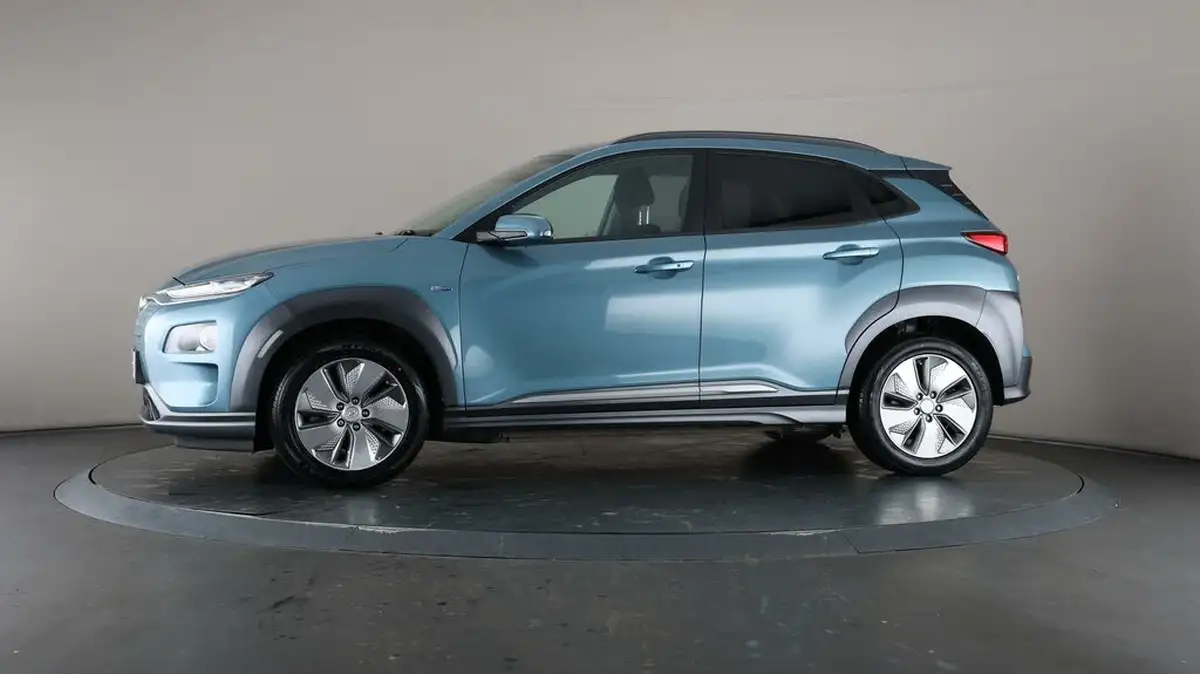 2020-hyundai-kona-e-premium-204ps-big-36
