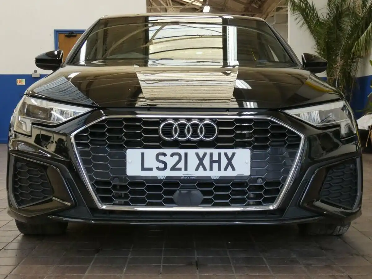 2021-audi-a3-14-40-tfsi-e-s-line-big-2