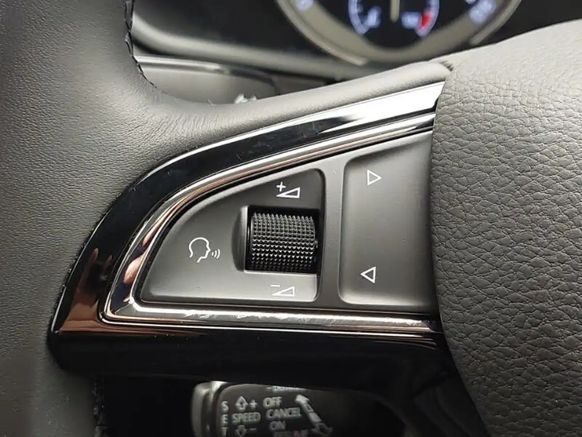 2019-skoda-superb-20-tsi-se-l-hatchback-big-17