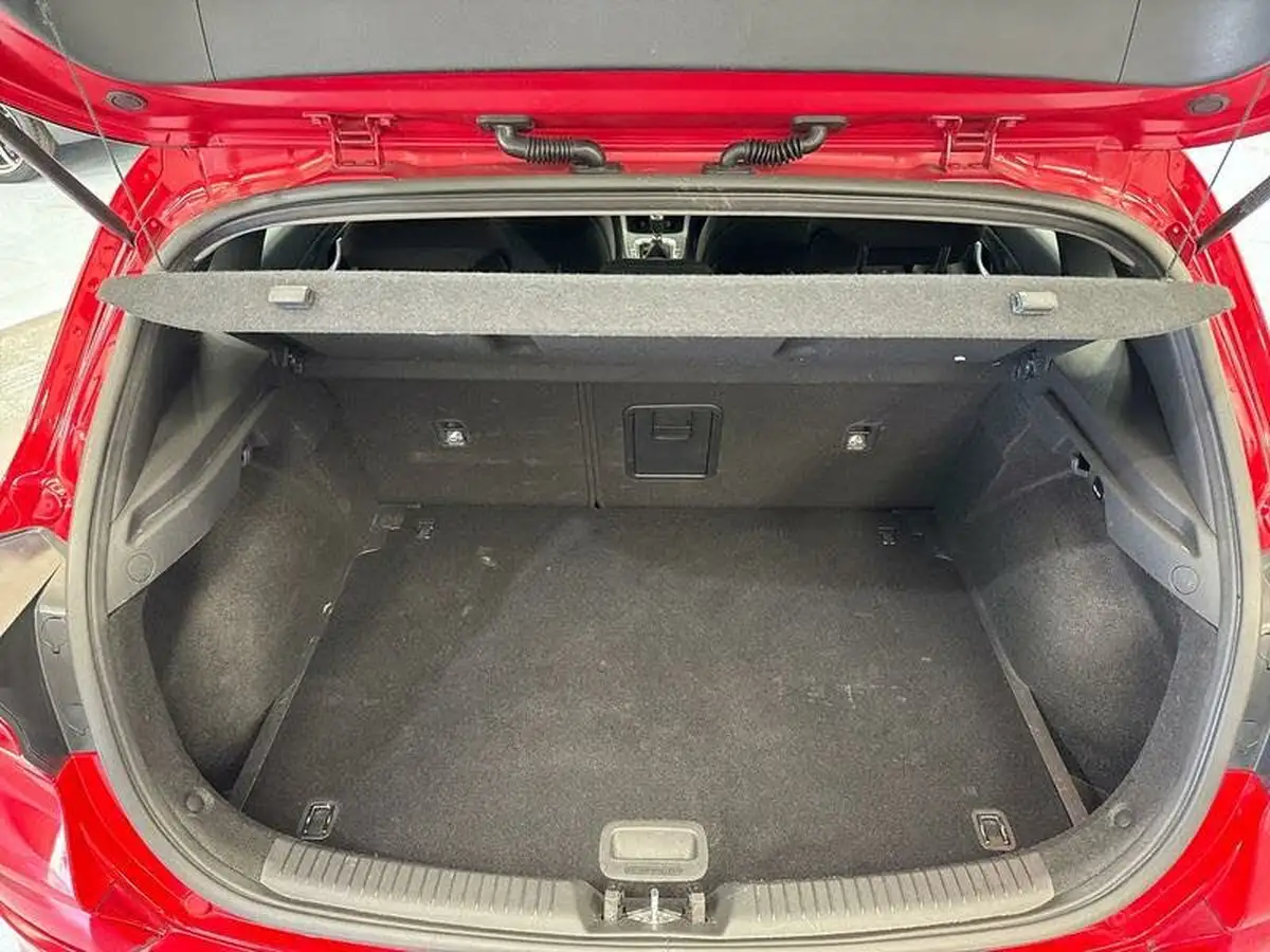 2019-hyundai-i30-10-t-gdi-se-nav-hatchback-big-8