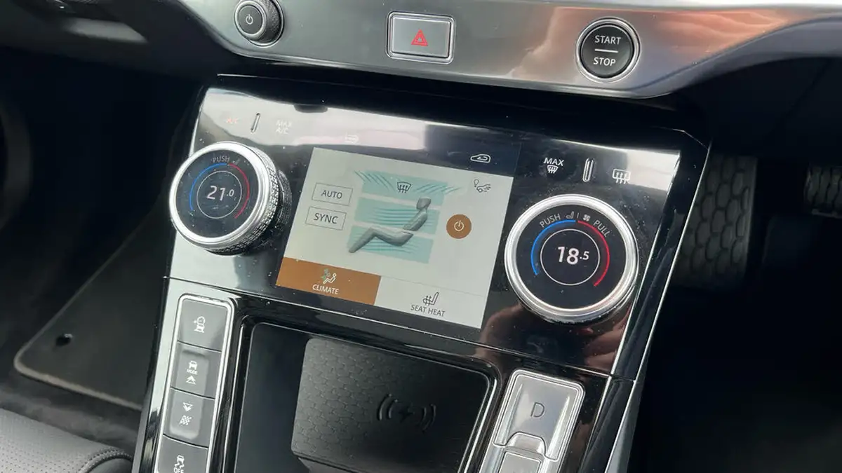2023-jaguar-i-pace-ev400-r-dynamic-hse-black-big-25