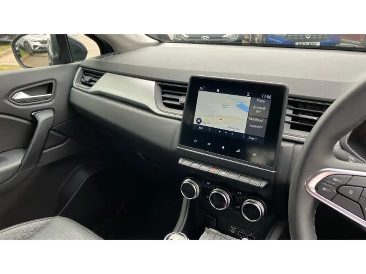 2022-renault-captur-13-tce-iconic-edition-big-25