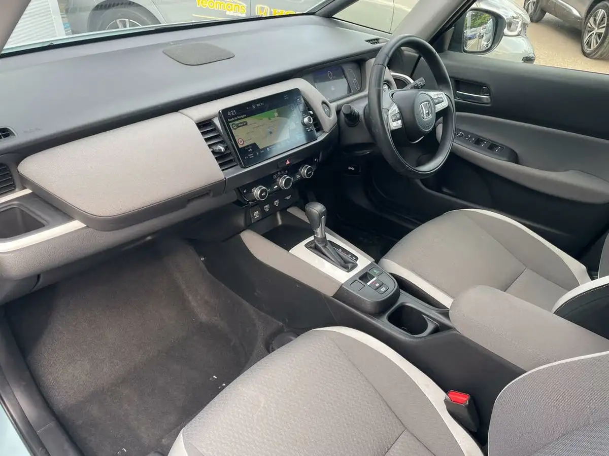 2022-honda-jazz-15-i-mmd-ex-109ps-big-42