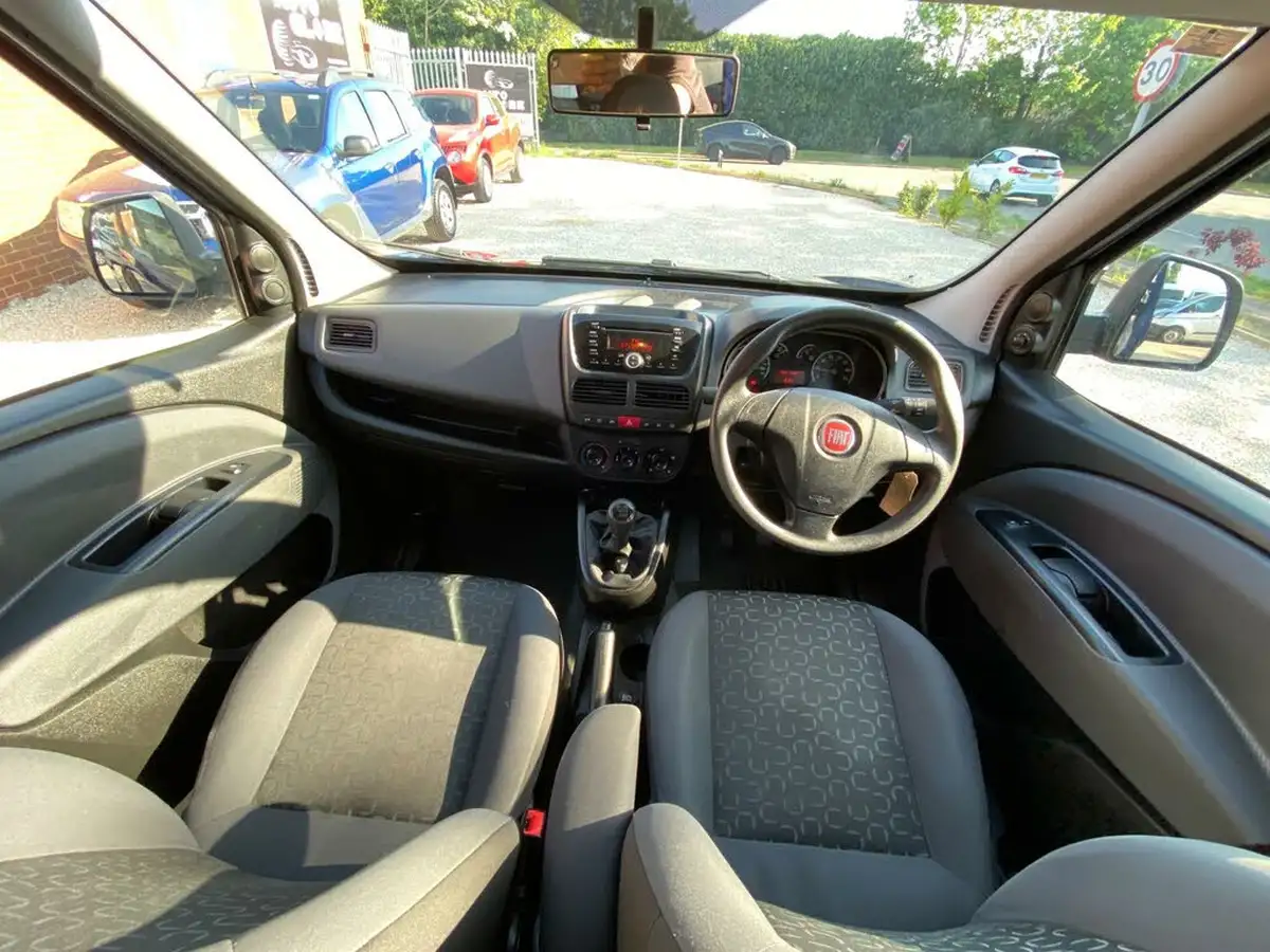 2014-fiat-doblo-16td-mylife-16multijet-105bhp-big-6