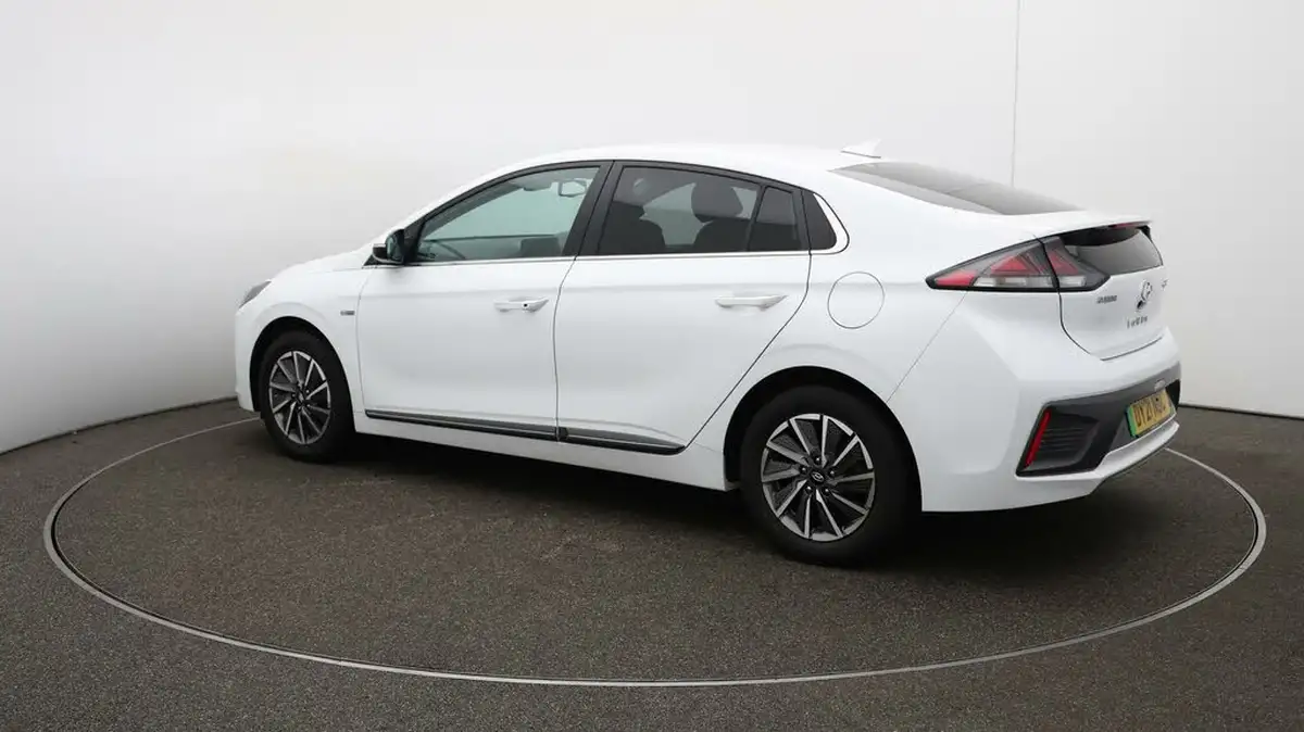 2021-hyundai-ioniq-e-premium-se-electric-100kw-big-39