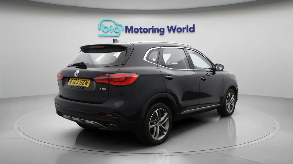 2022-mg-hs-15t-gdi-exclusive-162ps-dct-big-7