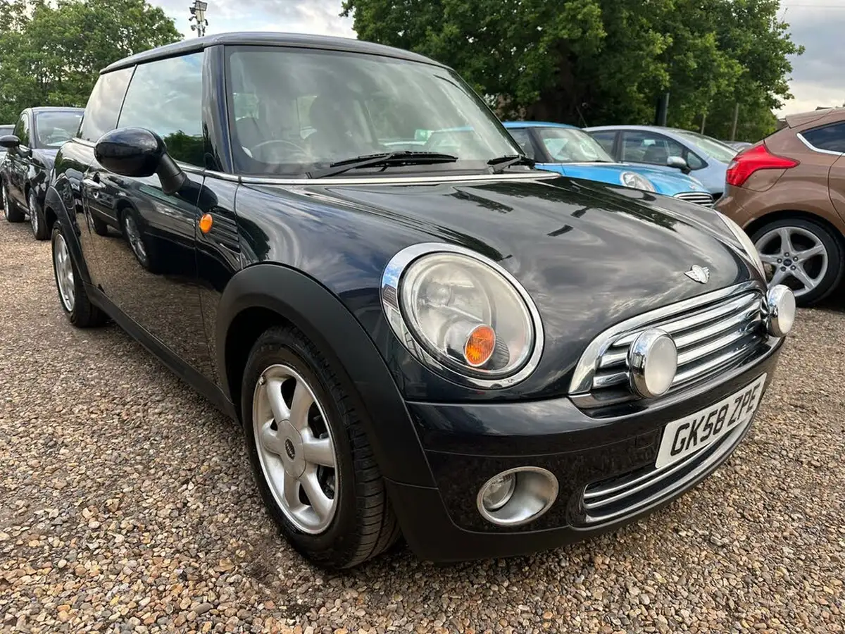 2008-mini-cooper-14-one-95bhp-big-0