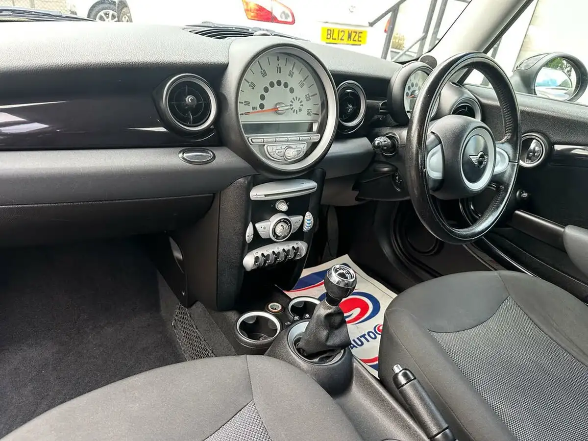2008-mini-cooper-14-one-95bhp-big-24