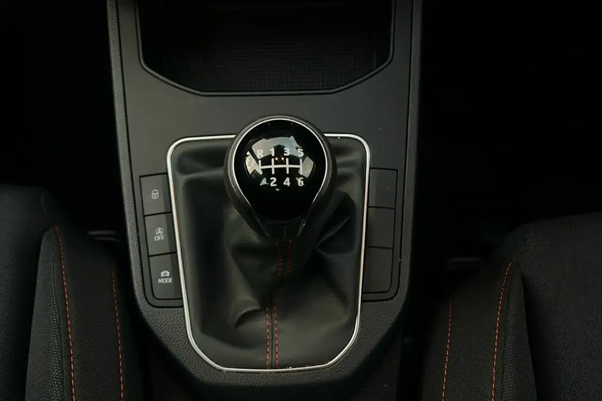 2022-seat-ibiza-10-tsi-fr-110ps-big-37