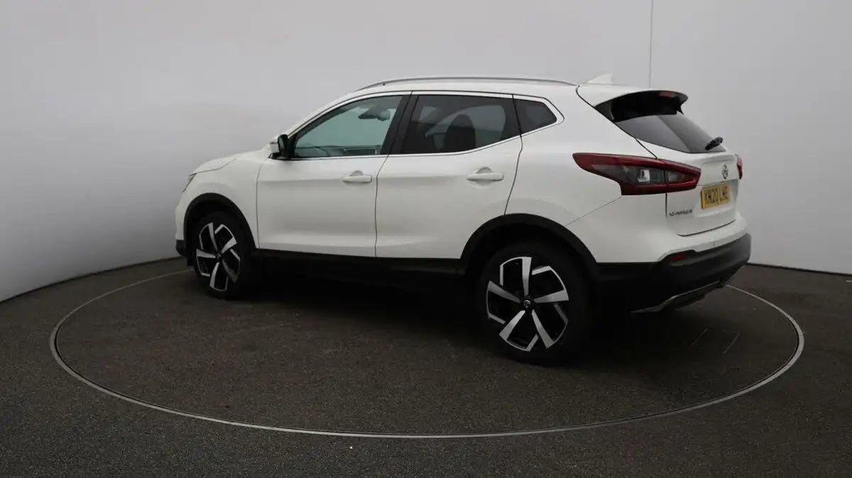 2020-nissan-qashqai-13-dig-t-tekna-160ps-big-34