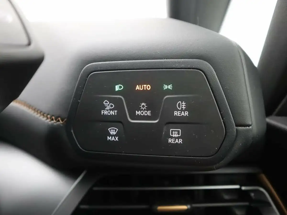 2024-cupra-born-e-v1-204ps-58kwh-big-41