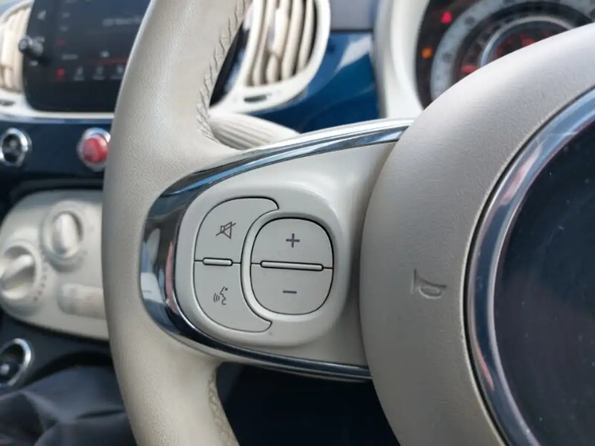 2021-fiat-500-10-lounge-big-12