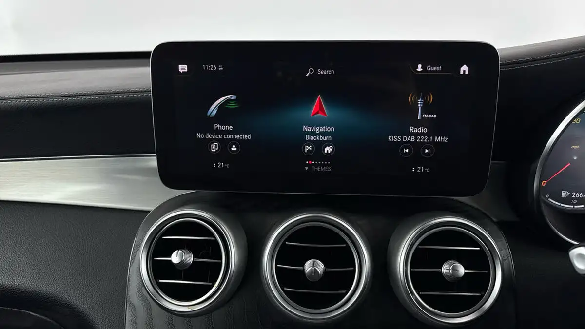 2021-mercedes-benz-glc-class-20-glc300de-amg-line-premium-316ps-eq-power-station-wagon-5d-big-11