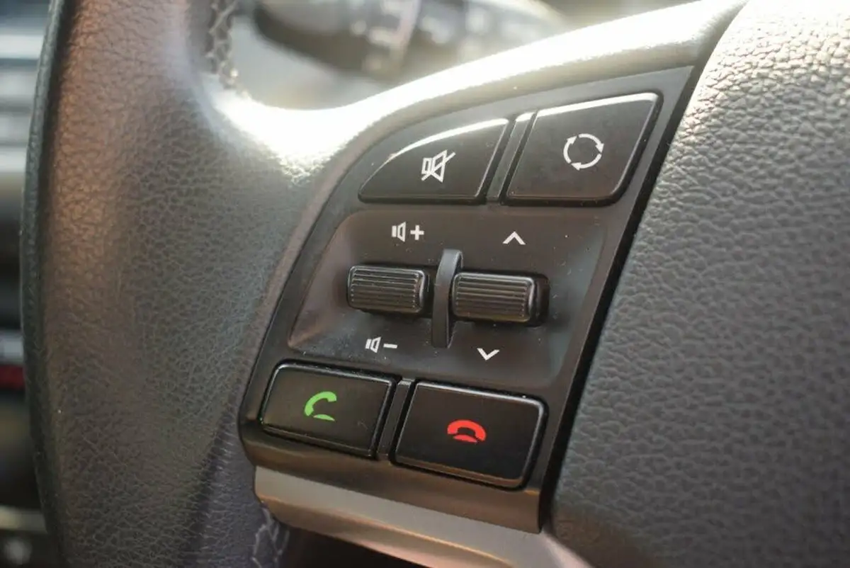 2018-hyundai-tucson-16-t-gdi-sport-edition-dct-big-21