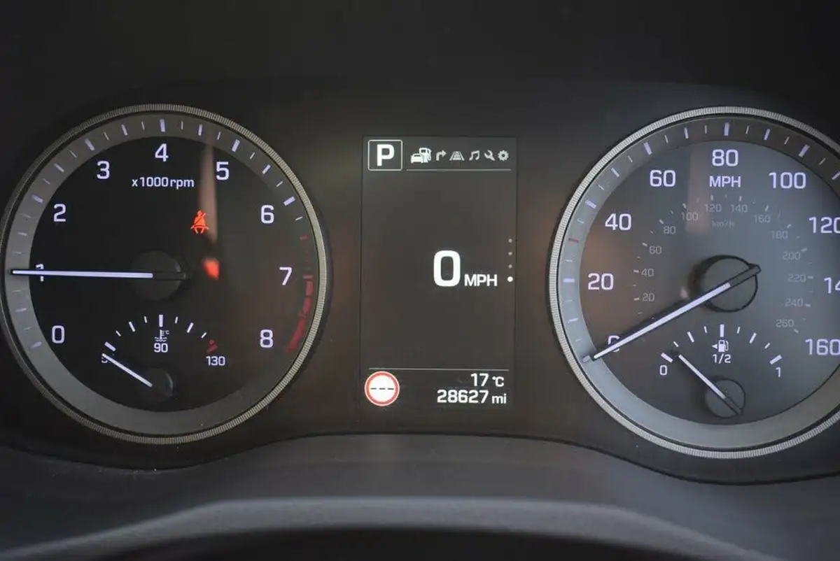 2018-hyundai-tucson-16-t-gdi-sport-edition-dct-big-25