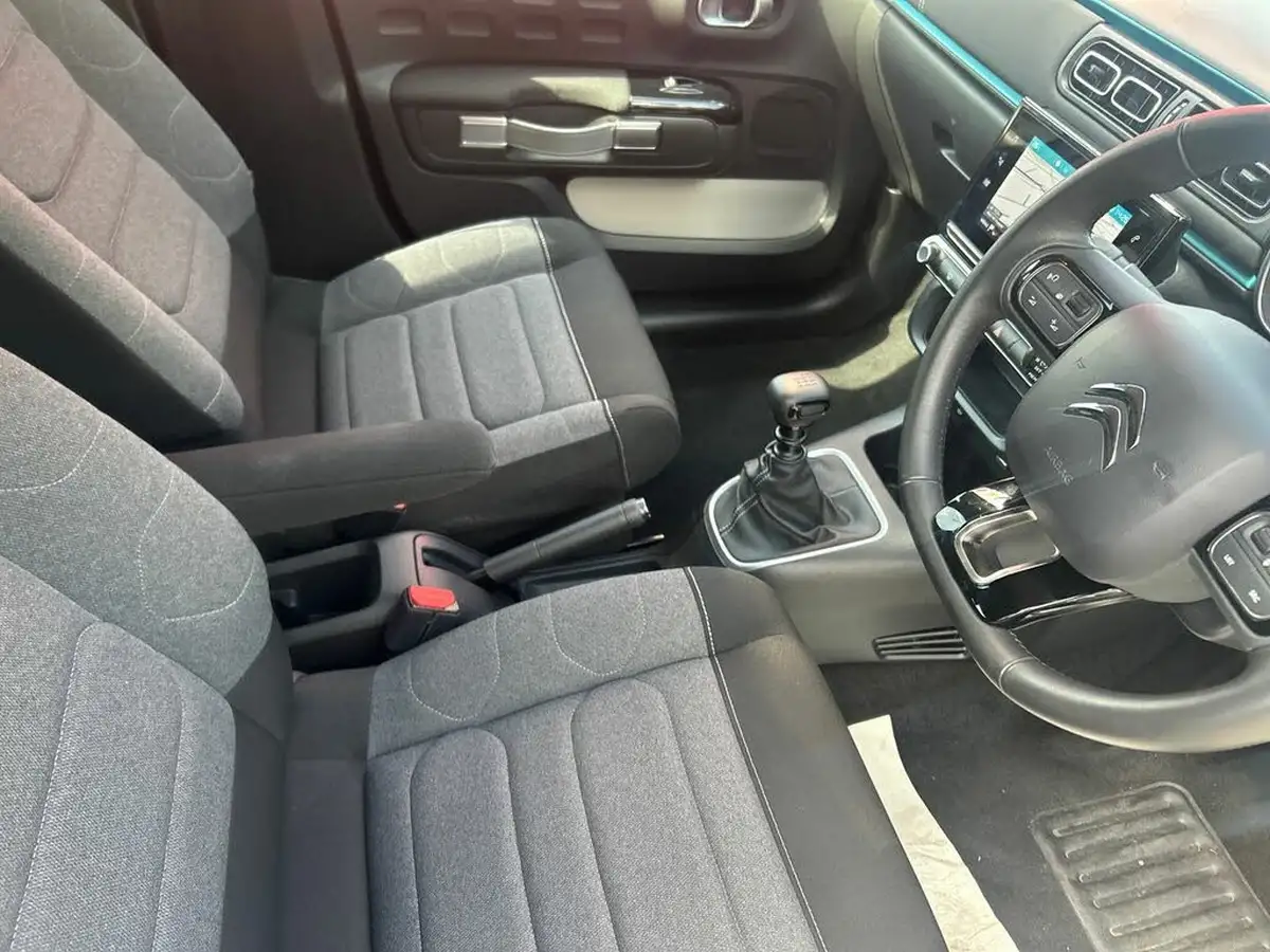 2022-citroen-c3-12-puretech-shine-plus-110ps-ss-big-39
