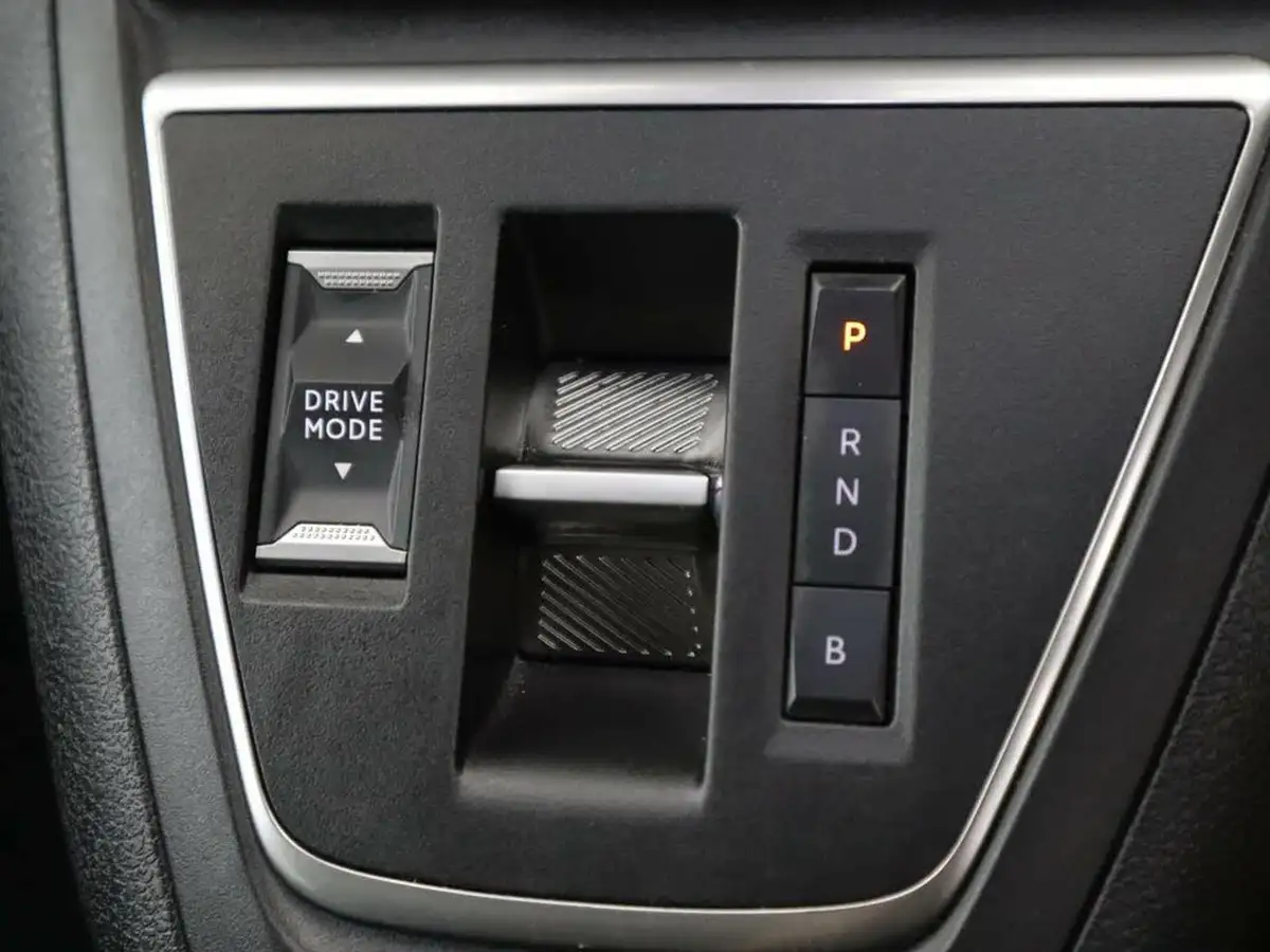 2023-vauxhall-vivaro-life-e-ultimate-l-big-33